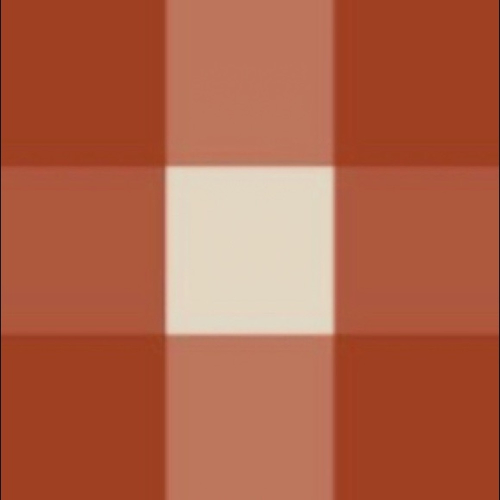 Meet Your Posher, Laura!